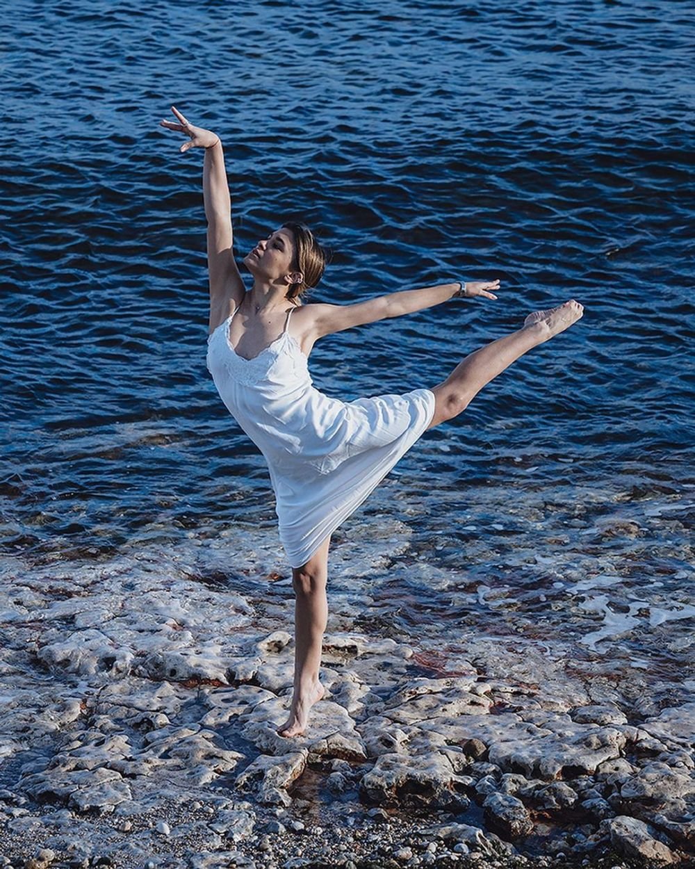 Diana Bulimar, imagini topless de la plajă! Fosta gimnastă a renunțat la inhibiții: imagini incendiare_29