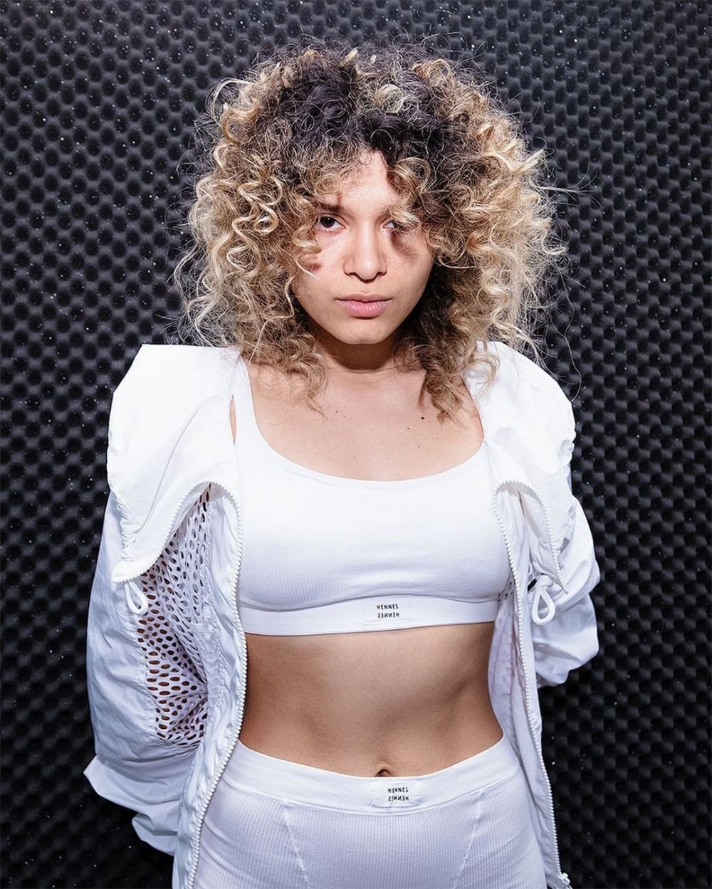 Diana Bulimar, imagini topless de la plajă! Fosta gimnastă a renunțat la inhibiții: imagini incendiare_43