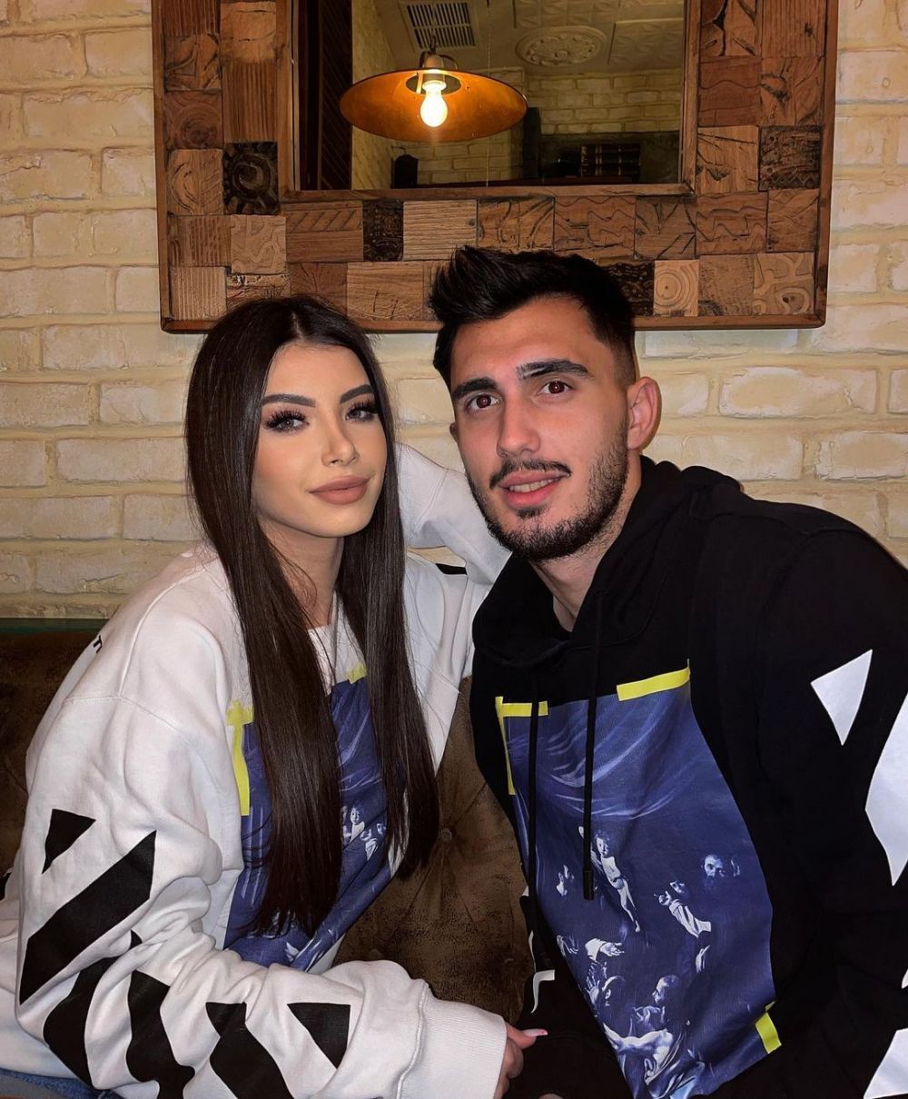 Andrei Ivan și Anda Butuc vor deveni părinți. Atacantul de la Universitatea Craiova a făcut anunțul într-un mod inedit_29