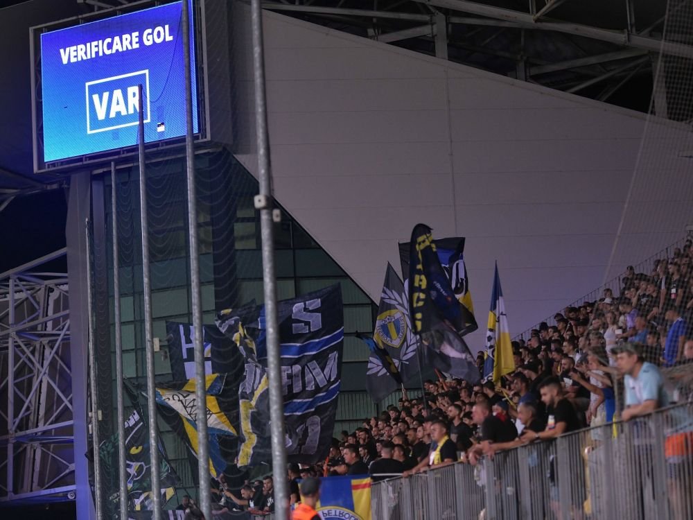 Reacție vehementă cu privire la arbitrajul video. &bdquo;Dacă nu ai baza, nu te ajută nici VAR, nici mama lui VAR, nici bunica lui VAR&rdquo;