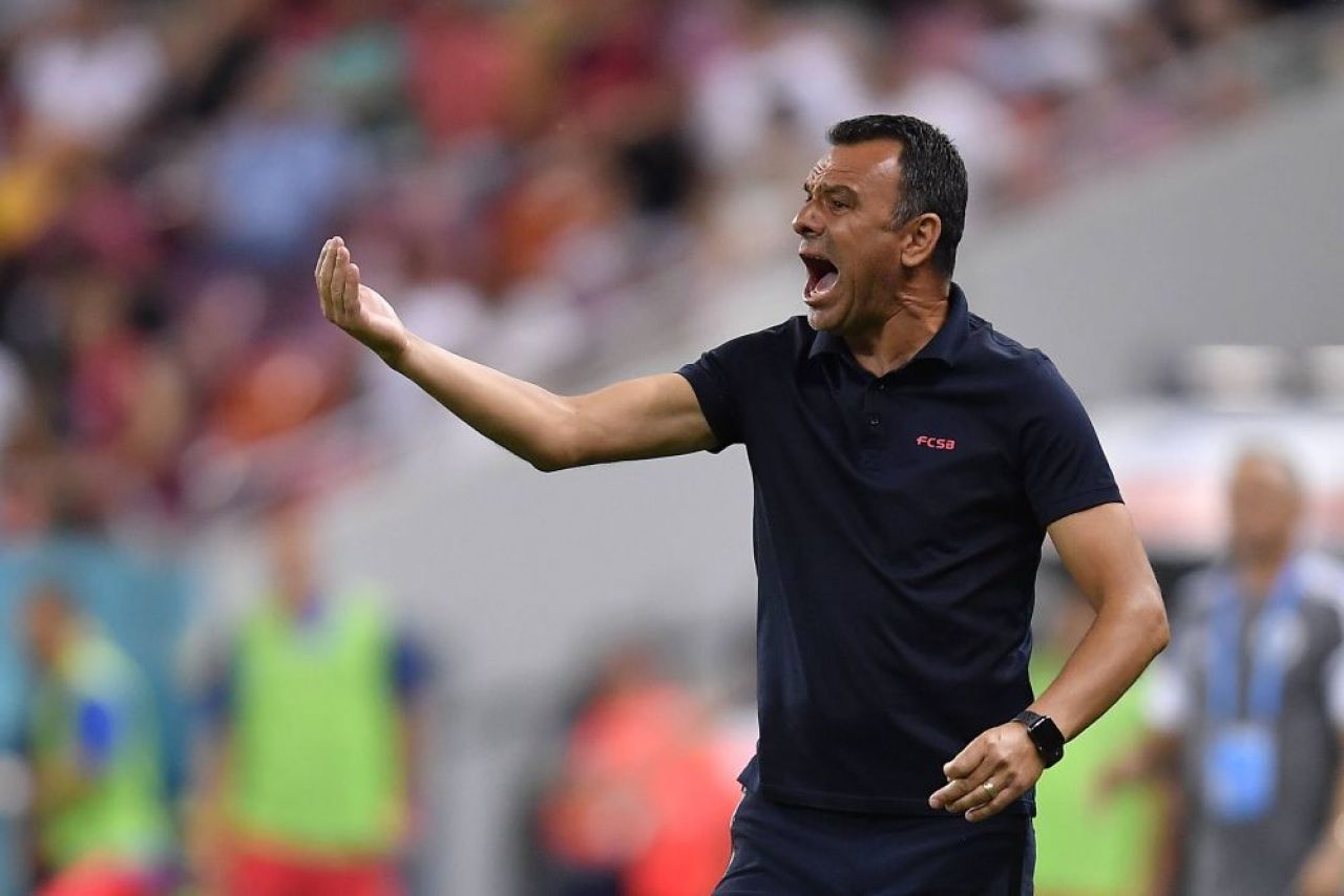Ion Crăciunescu, nemulțumit de performanțele lui Anton Petrea pe banca FCSB-ului. Reacția tăioasă a fostului arbitru_4