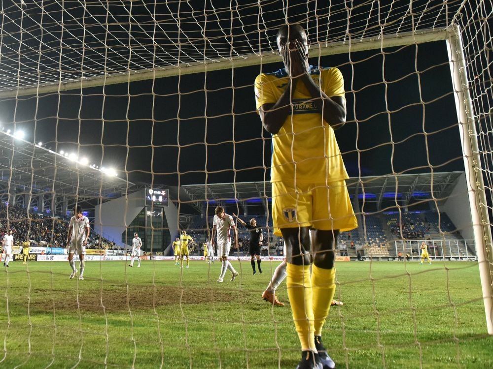 Sorry, Sory! Fotbalistul dat dispărut de la Petrolul Ploiești. Ce a spus antrenorul 