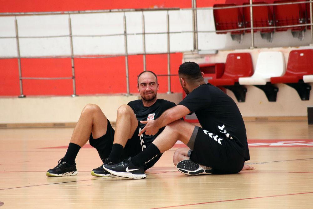 Handbaliștii de la Dinamo s-au reunit cu ambiții mari: Vrem să ajungem &icirc;n Final Four-ul Champions League!