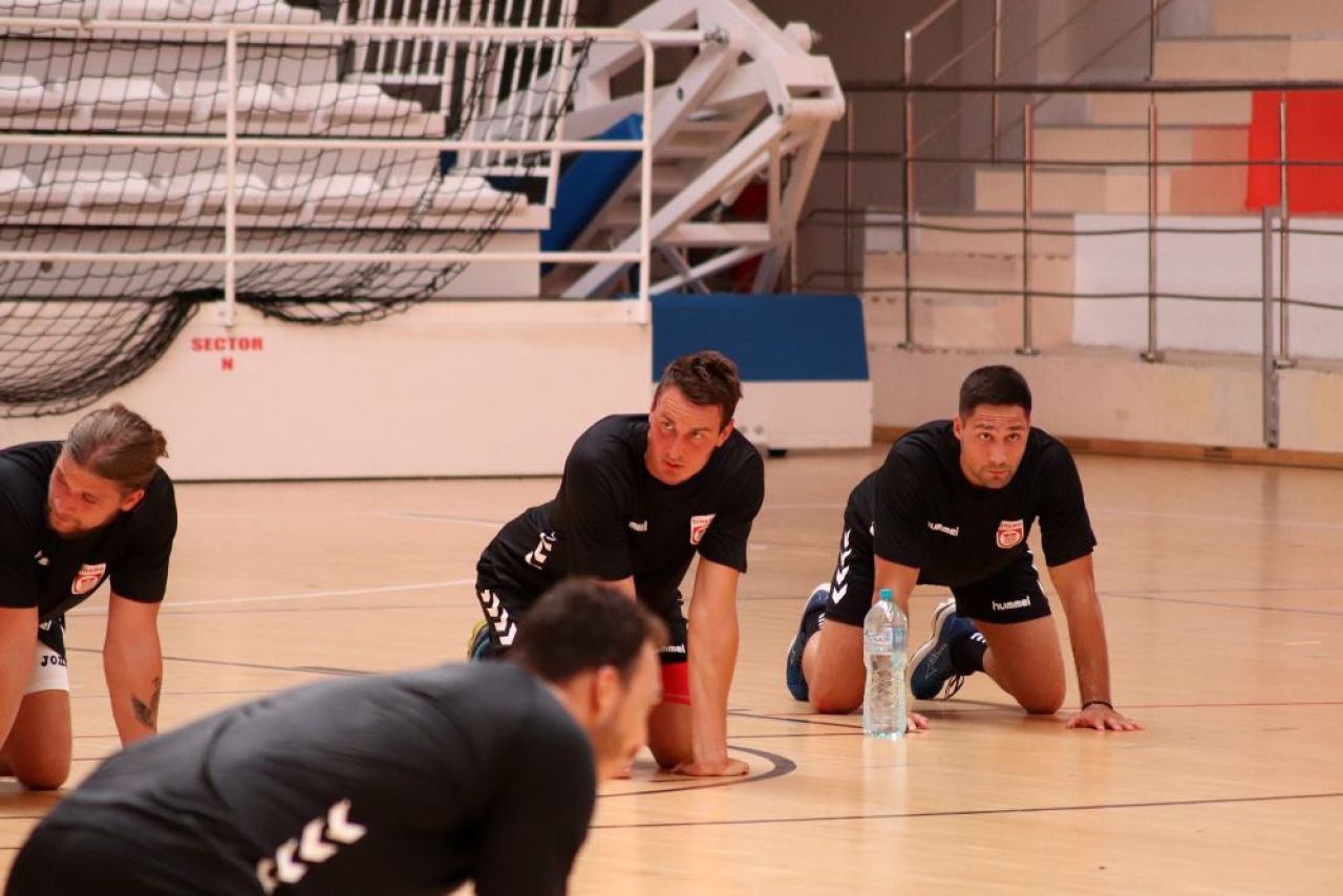 Handbaliștii de la Dinamo s-au reunit cu ambiții mari:
