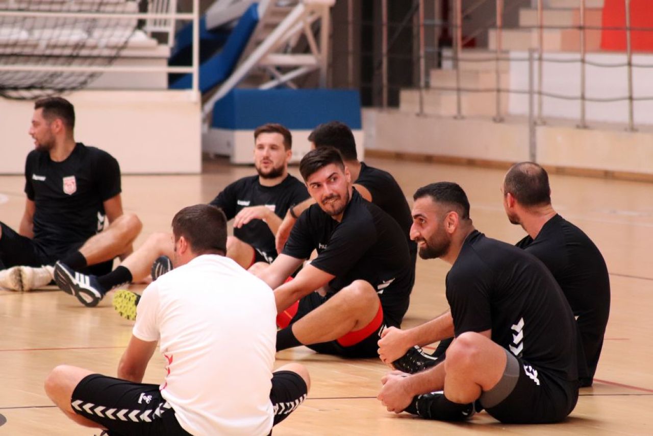 Handbaliștii de la Dinamo s-au reunit cu ambiții mari: