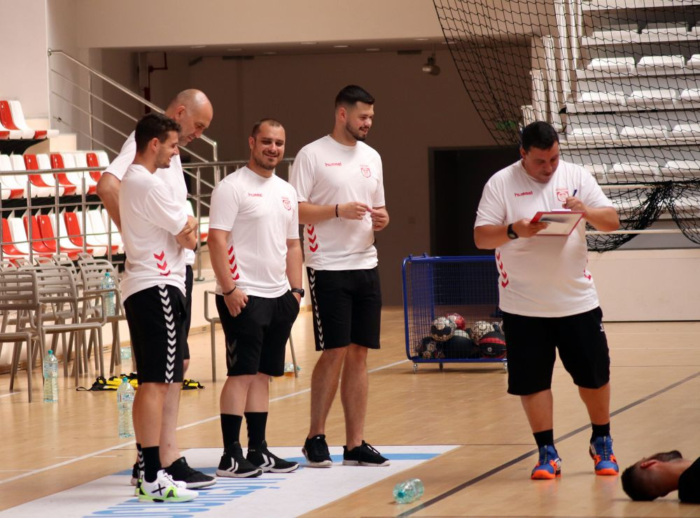 Handbaliștii de la Dinamo s-au reunit cu ambiții mari: 