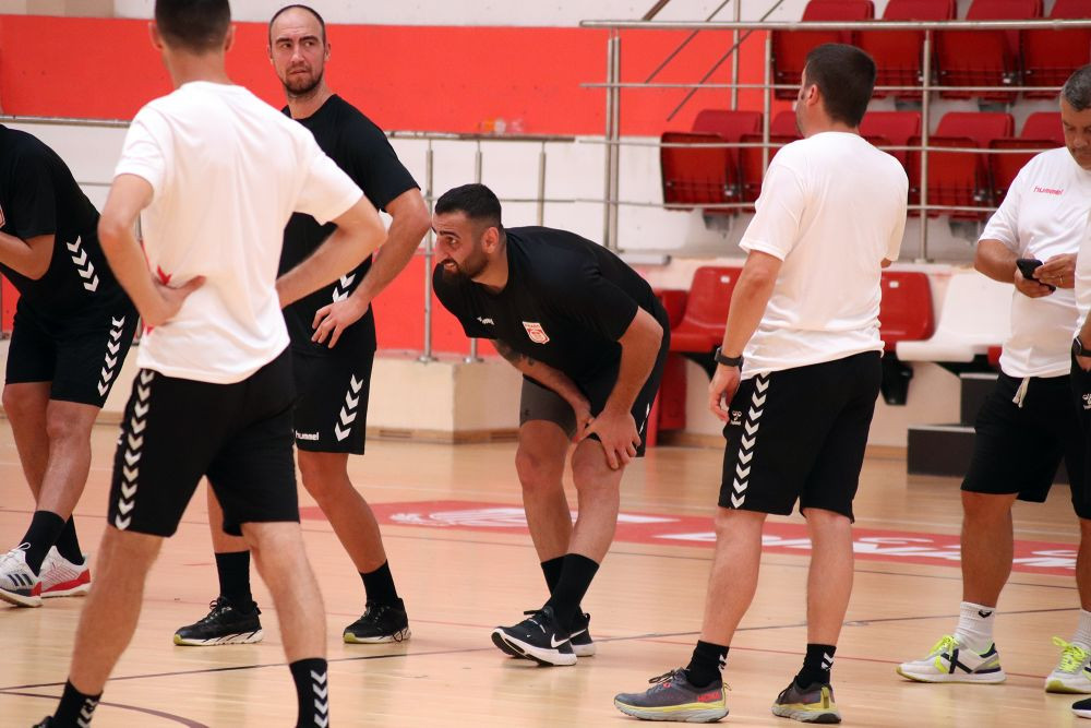 Handbaliștii de la Dinamo s-au reunit cu ambiții mari: 