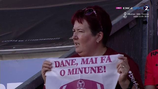 Dan „Bitman” Petrescu, mai fă o minune! Mesajul savuros afișat de o fană înaintea meciului CFR Cluj - Escaldes