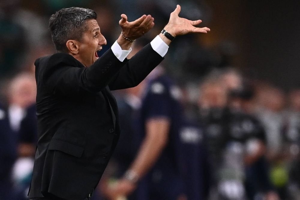 Răzvan Lucescu, ”executat” în Conference League în doar 20 de minute de un jucător de Liga 2 din România!_22