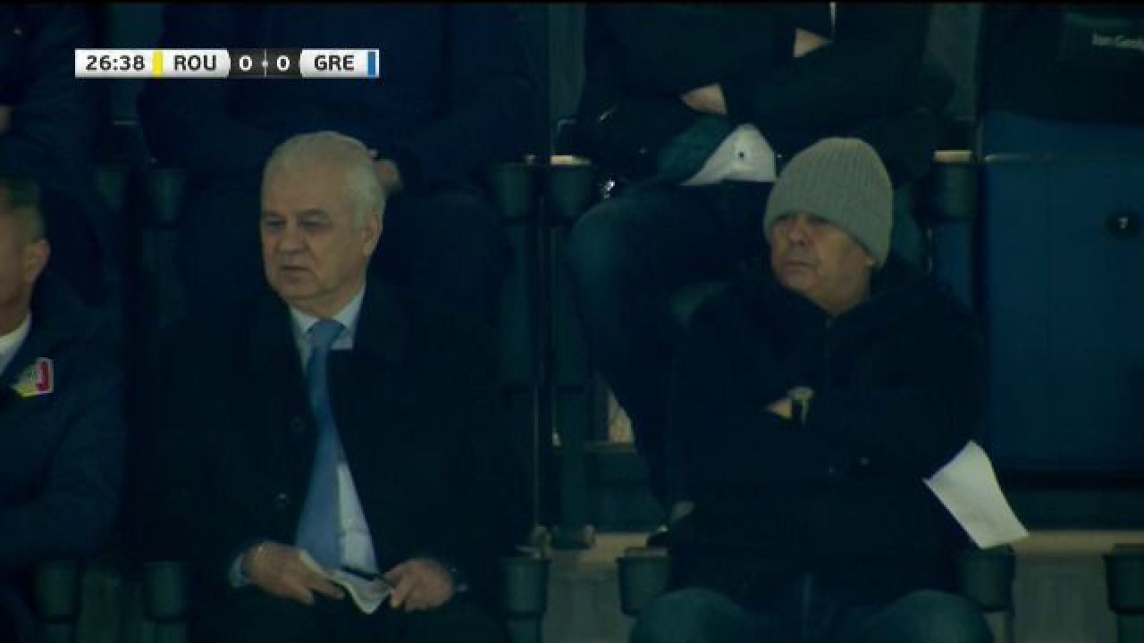 Mircea Lucescu le-a răspuns dur contestatarilor săi.
