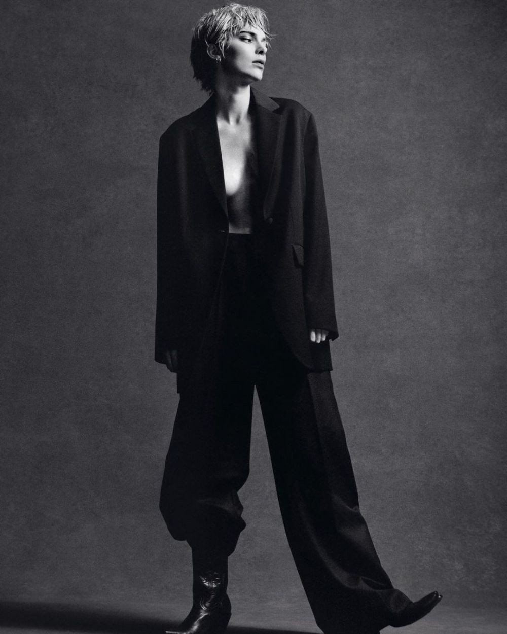 Cel mai bine plătit model din lume, sora lui Kim Kardashian, s-a iubit cu 7 jucători din NBA _50