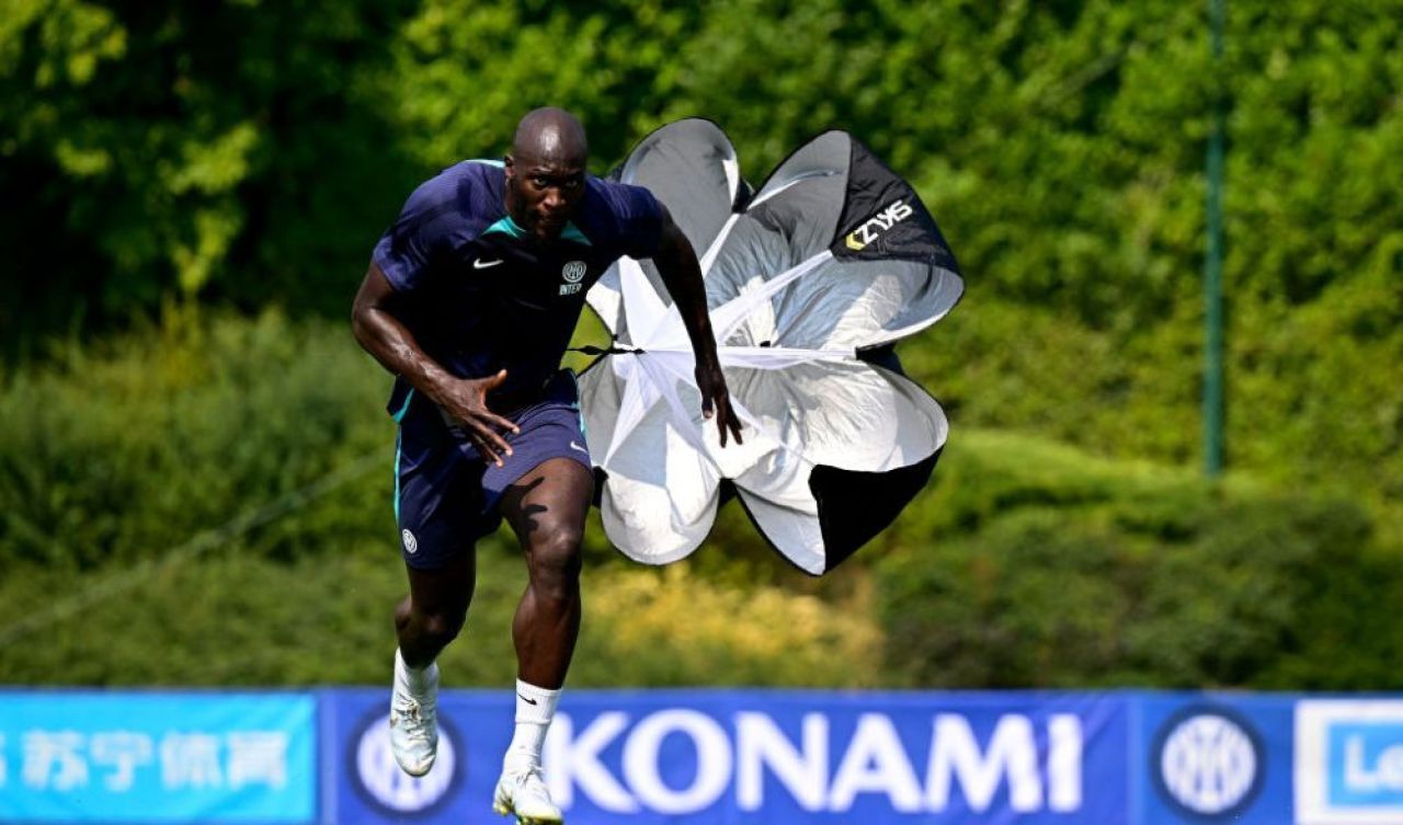 Romelu Lukaku a dat cântarul peste cap! Oficialii lui Inter l-au pus să slăbească pe atacantul belgian, după ce s-a întors cu multe kg în plus _3