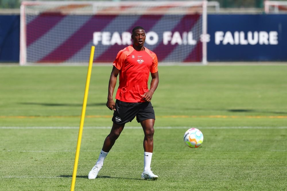 E gata! Fotbalistul a pus pixul pe foaie și a semnat cu Paris Saint-Germain. Când va fi prezentat oficial_4