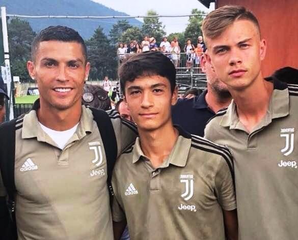 Un român de la Juventus Torino este aproape de Eintracht Frankfurt, deținătoarea Europa League! Detaliile tranzacției_5