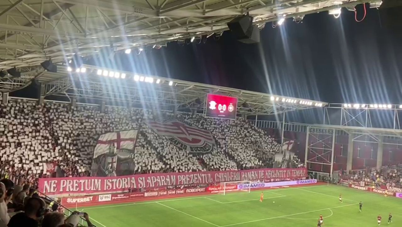 Rapid - FCSB, întrerupt de ambele galerii! Atmosferă incendiară în Giulești: bannerele afișate_9