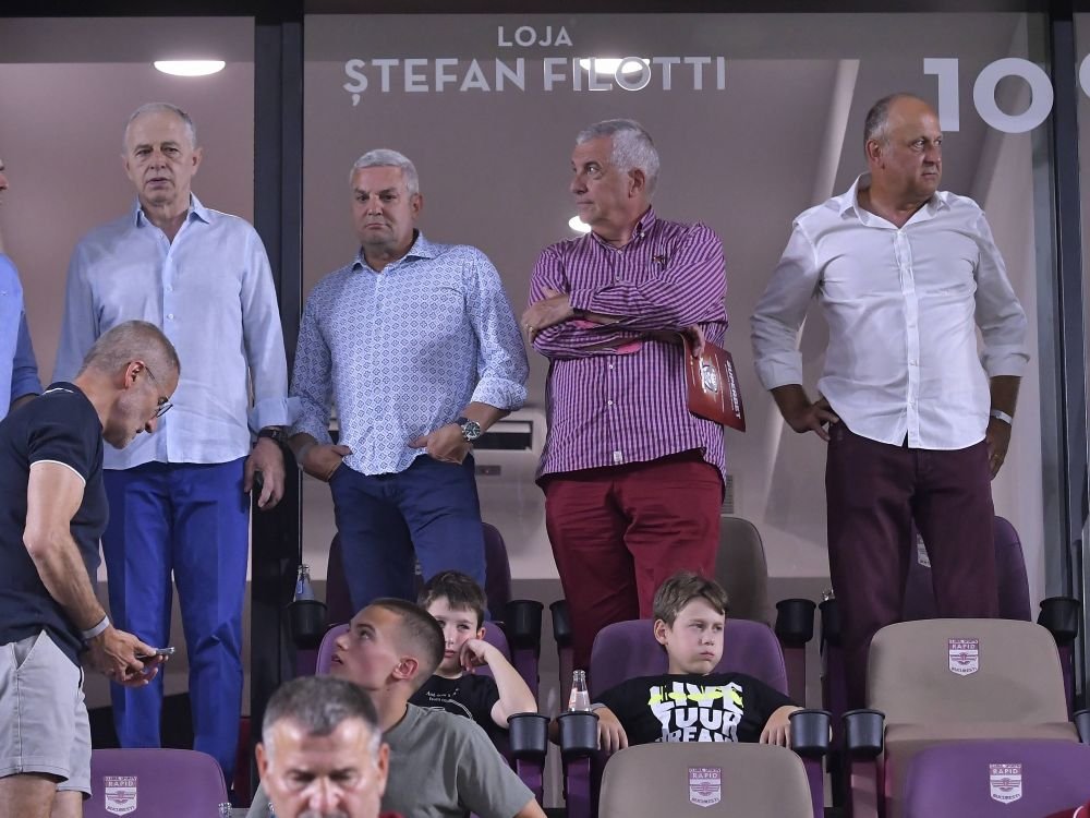 Cele mai tari imagini din Rapid - FCSB 2-0! Entuziasm la cote înalte, resemnare și nume grele în lojă_17