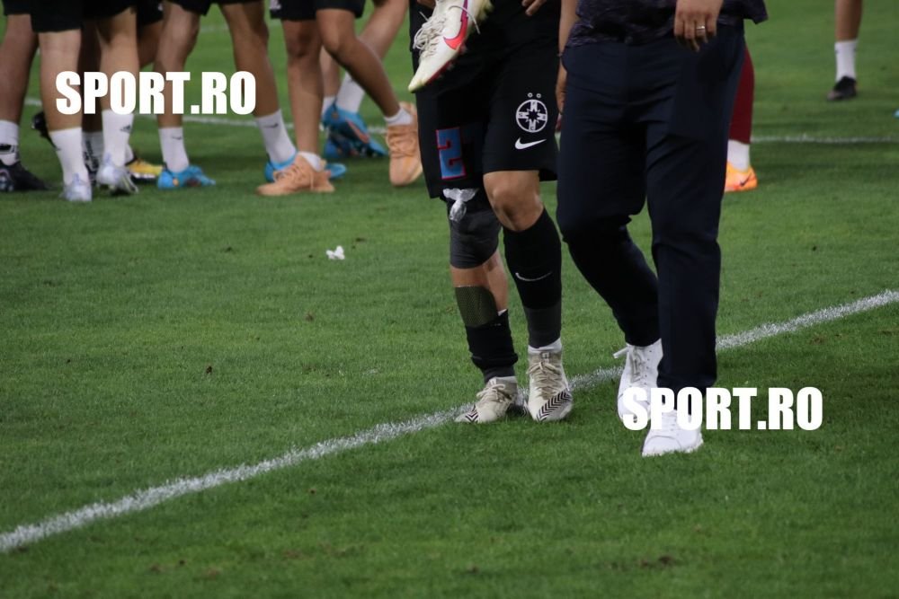 Care este situația lui Darius Olaru. Fotbalistul vicecampioanei a ieșit accidentat de pe teren în meciul cu Rapid_4