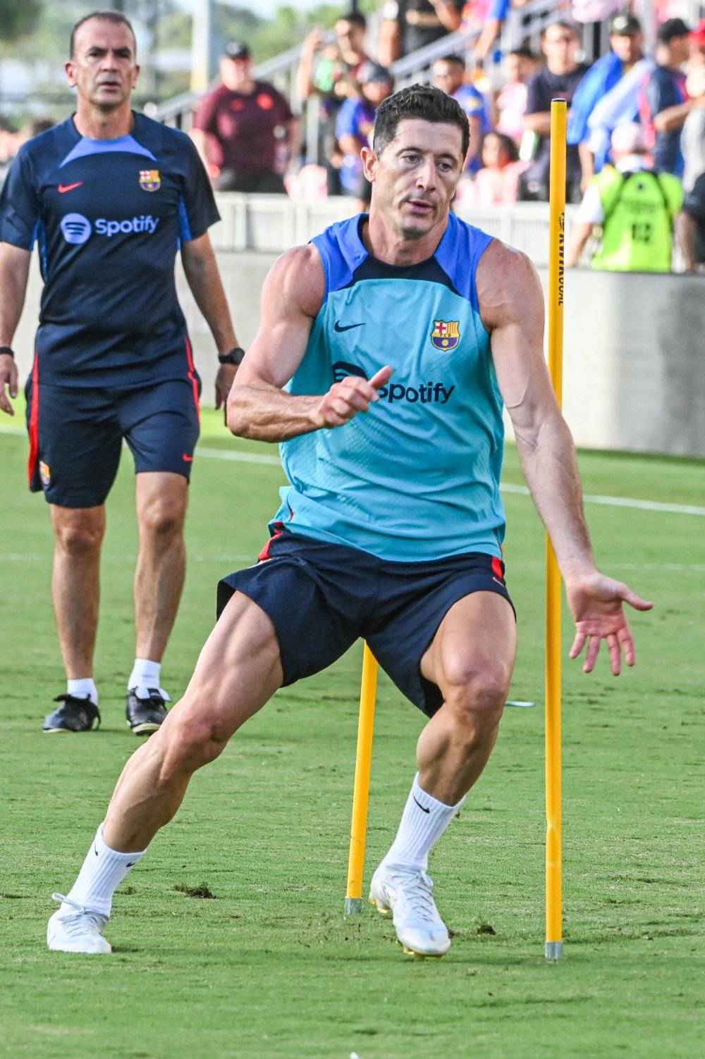 Ce a declarat Xavi despre fostul său adversar și actual elev Robert Lewandowski după debutul acestuia la FC Barcelona_3