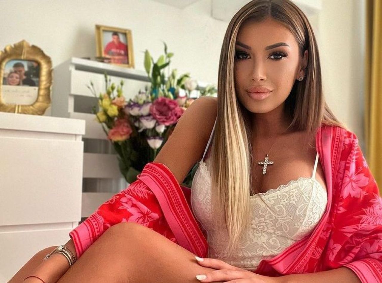 Partenera lui Dragoș Nedelcu nu are concurență! Iubita fotbalistului își pune zilnic urmăritorii pe jar_15