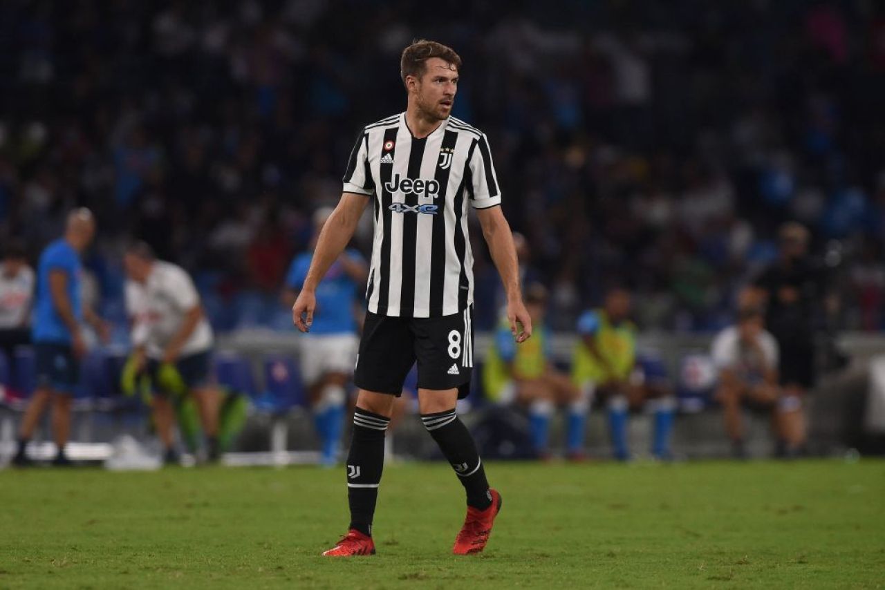 A venit, a luat titlul, a plecat! Fotbalistul o părăsește pe Juventus după trei sezoane_5