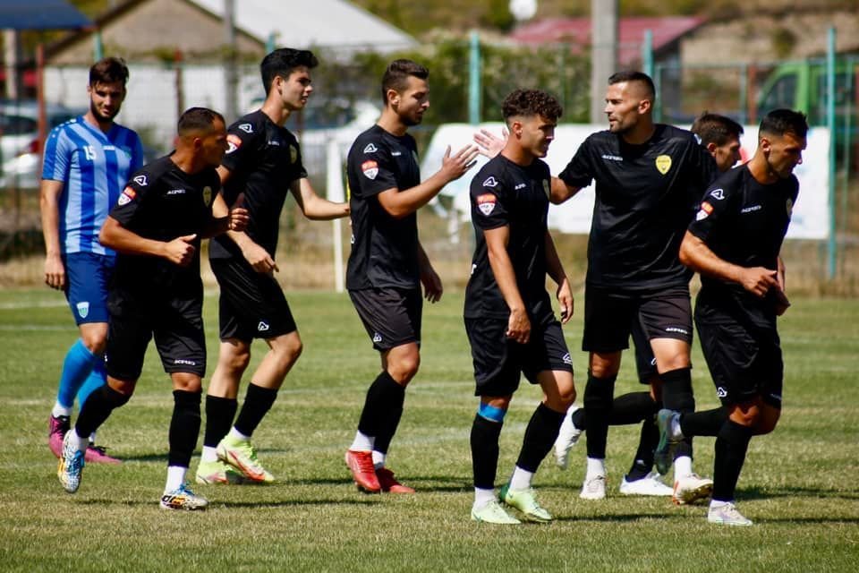 Dan Alexa transferă la FC Brașov doi străini care au evoluat la CFR Cluj și Dinamo!_4