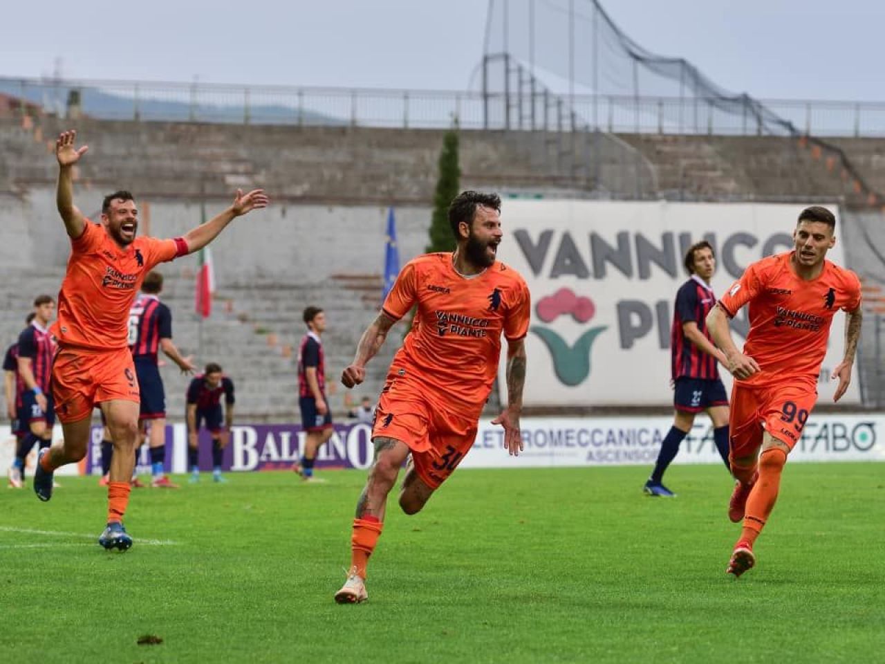 Românul cu 130 de meciuri în Serie A și Serie B, în probe la o echipă din liga 4!_7