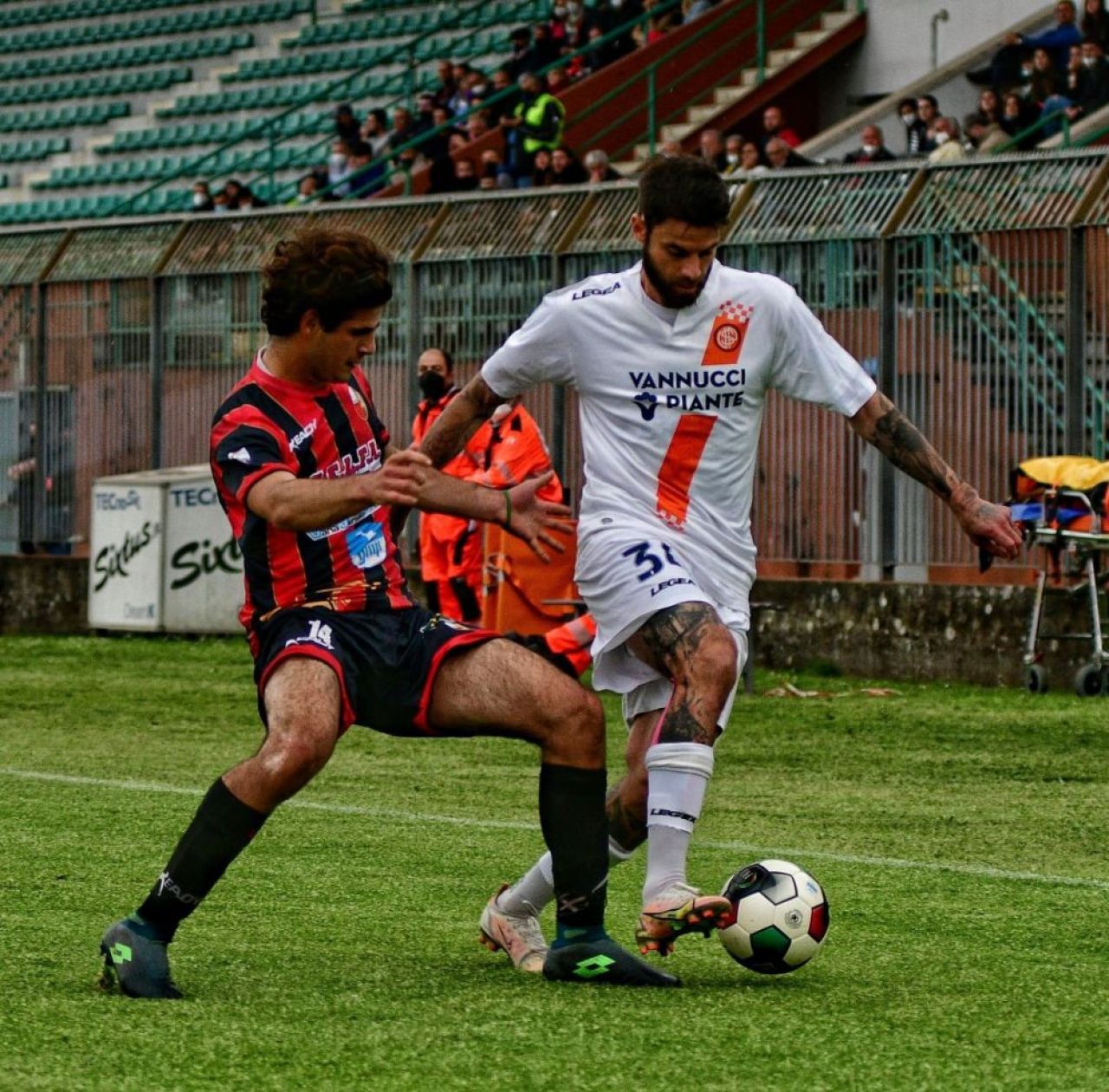 Românul cu 130 de meciuri în Serie A și Serie B, în probe la o echipă din liga 4!_13