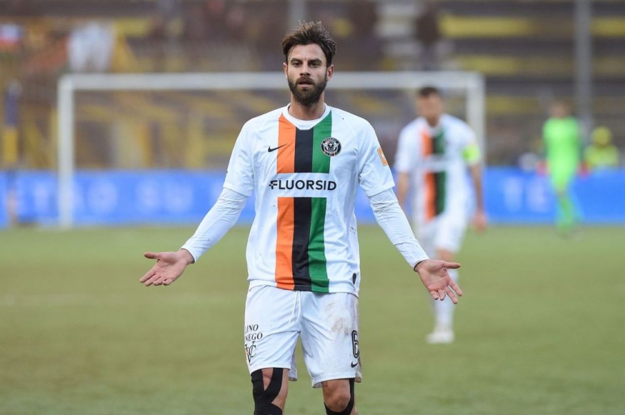 Românul cu 130 de meciuri în Serie A și Serie B, în probe la o echipă din liga 4!_23