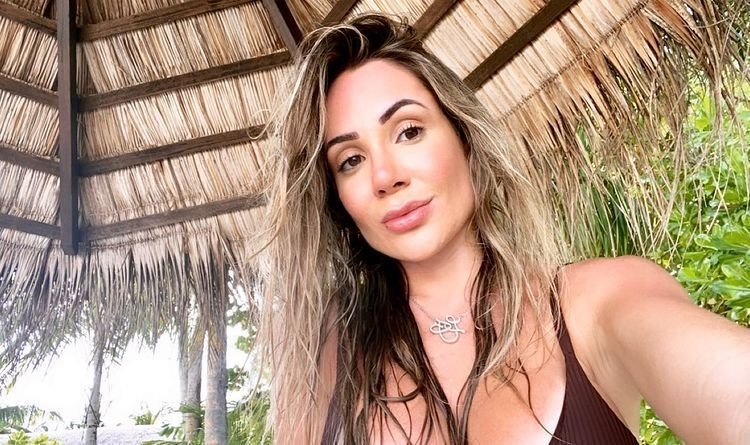 Nu se pune nimeni cu partenera lui Roberto Firmino! Apariții fierbinți pe rețelele social media_22