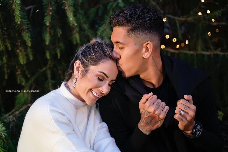 Nu se pune nimeni cu partenera lui Roberto Firmino! Apariții fierbinți pe rețelele social media_46