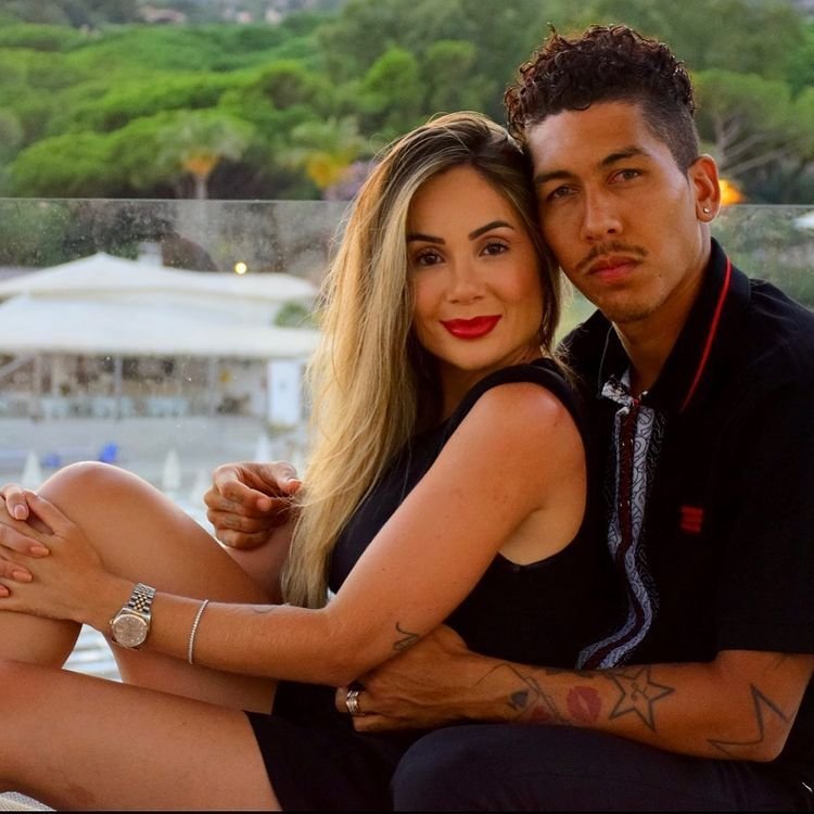 Nu se pune nimeni cu partenera lui Roberto Firmino! Apariții fierbinți pe rețelele social media_58