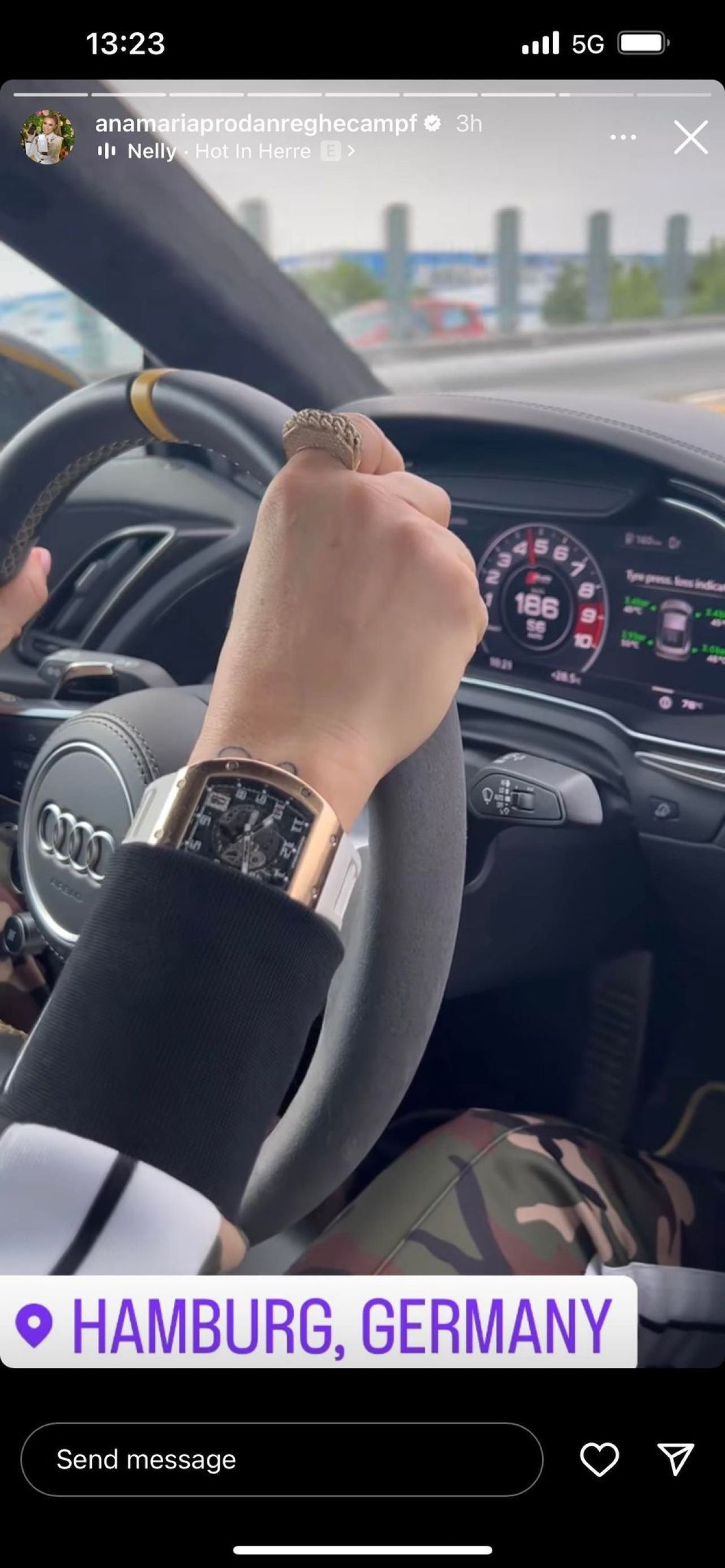 Oops, she did it again! Anamaria Prodan s-a „teleportat” în Germania, circulând pe străzile din România! S-a filmat la volanul unui bolid cu 220 km/h _16