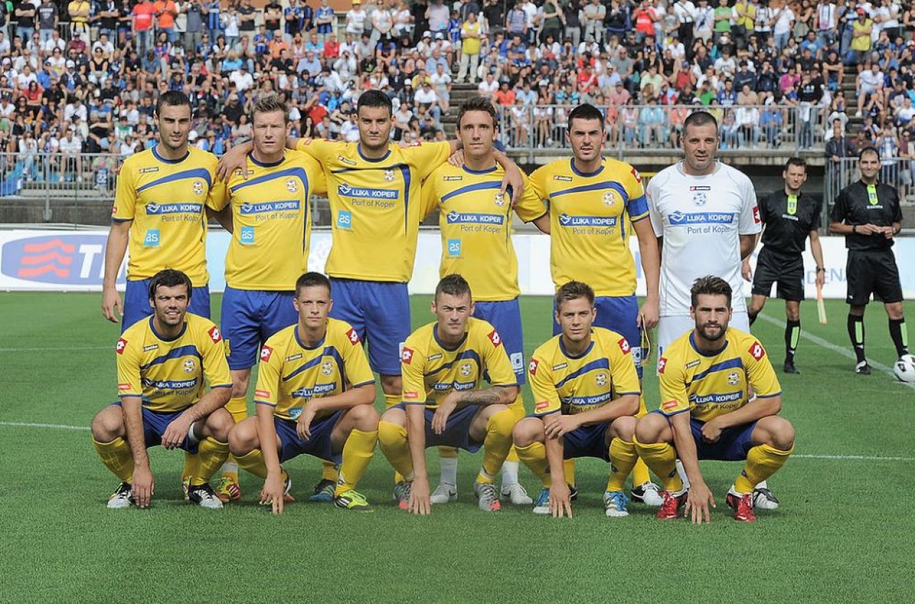 Inspirație pentru Dinamo! Echipa de renume care a revenit din a patra ligă pentru a fi extrem de aproape de câștigarea titlului _1