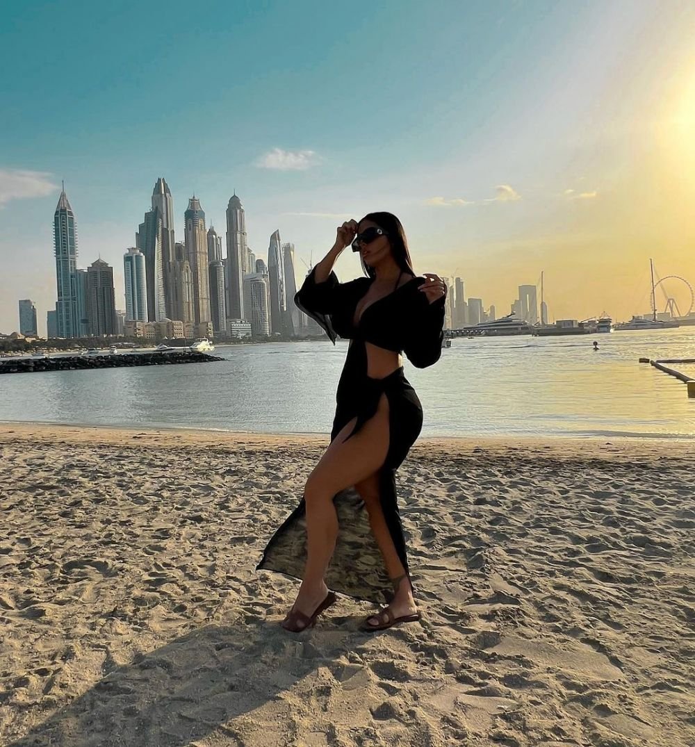 Prezentatoarea comparată cu Kim Kardashian face furori în Italia. Imaginile cu care și-a pus pe jar fanii _33