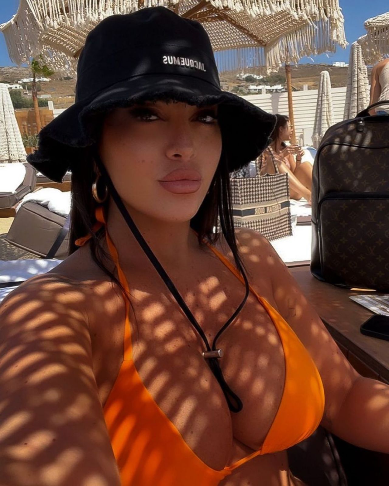 Prezentatoarea comparată cu Kim Kardashian face furori în Italia. Imaginile cu care și-a pus pe jar fanii _56