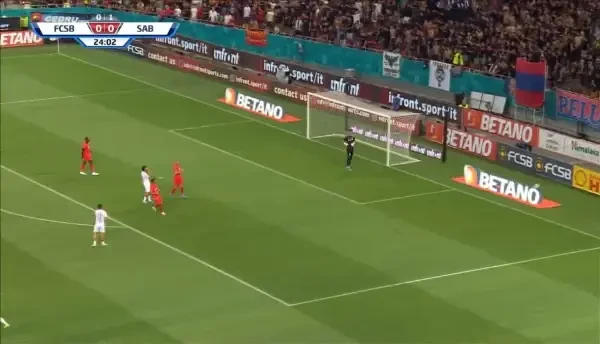 FCSB - Saburtalo - Nonikashvili șutează pe l&acirc;ngă poarta lui T&acirc;rnovanu.