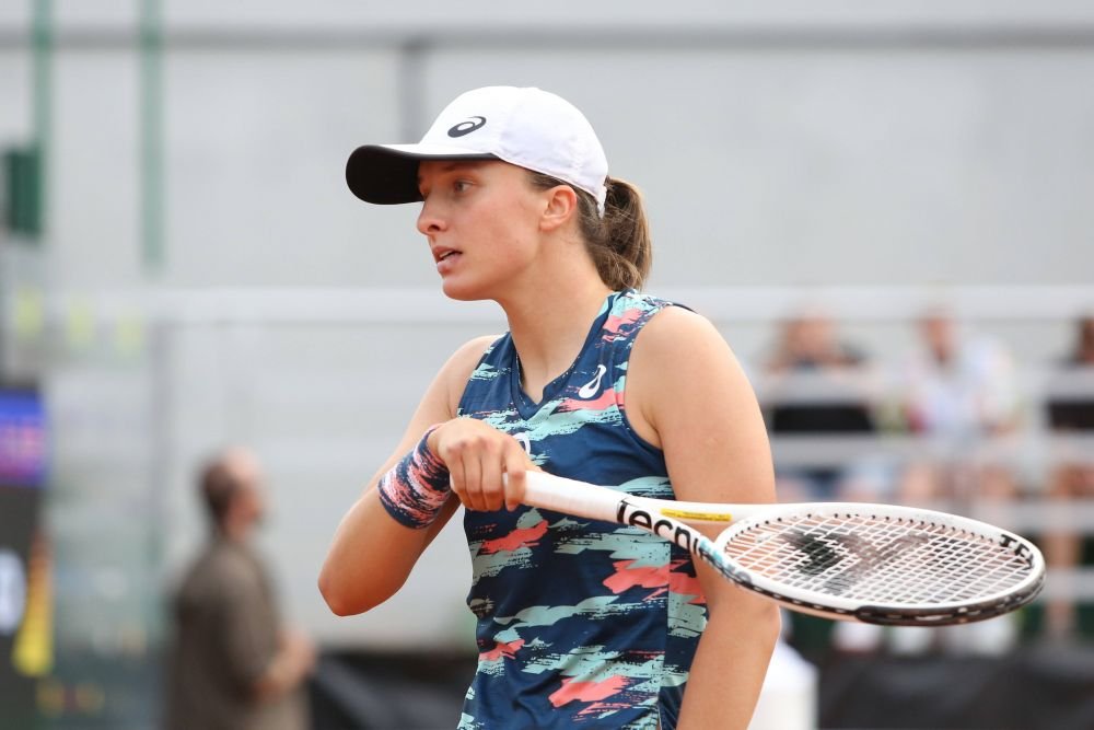 Au revoir! Iga Swiatek nu mai sperie! Liderul WTA a pierdut în sferturi la Varșovia, acolo unde Ana Bogdan a ajuns în semifinale _6