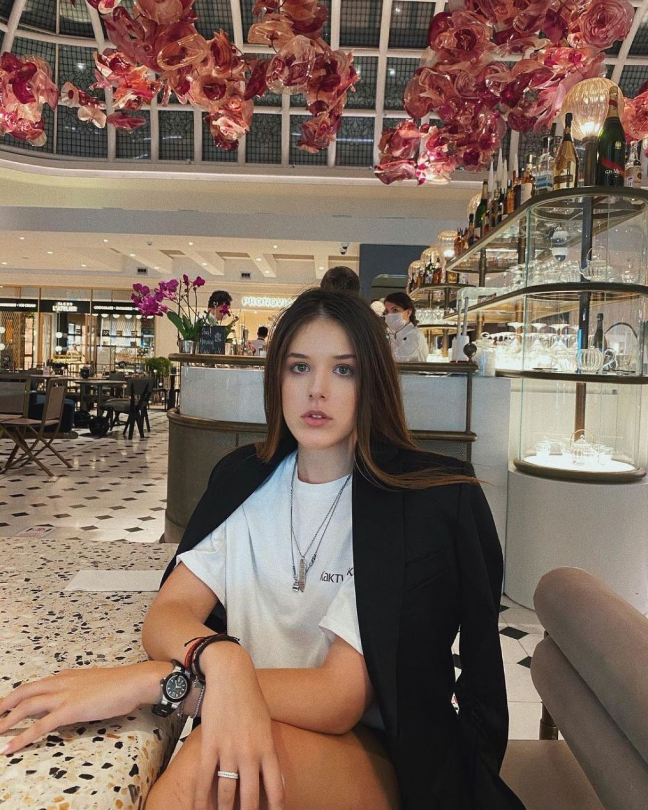 Ce fiică sexy are Gică Popescu! Cum arată Maria în costum de baie_31