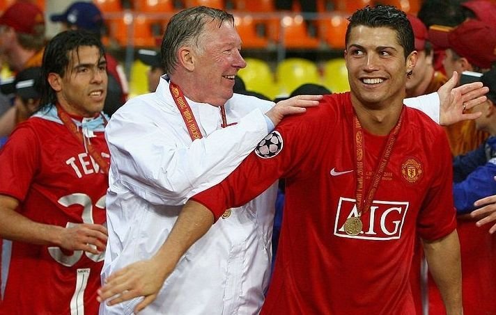 Sir Alex Ferguson revine la Manchester United! &Icirc;l va convinge pe Cristiano Ronaldo să răm&acirc;nă?&nbsp;