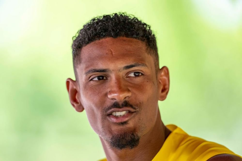 Sebastien Haller se luptă cu o tumoare malignă! Fotbalistul transferat de Borussia Dortmund a fost operat și va trebui să facă chimioterapie _4