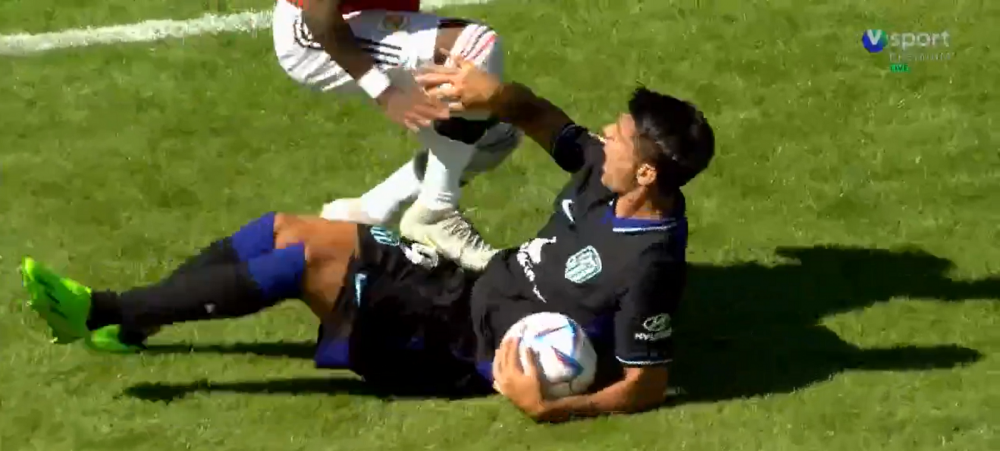 Intrare criminală &icirc;n amicalul Manchester United - Atletico Madrid! Fred s-a urcat cu piciorul pe Alvaro Morata și a fost eliminat&nbsp;