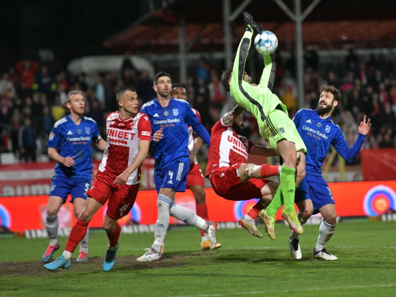FCSB - FCU Craiova |