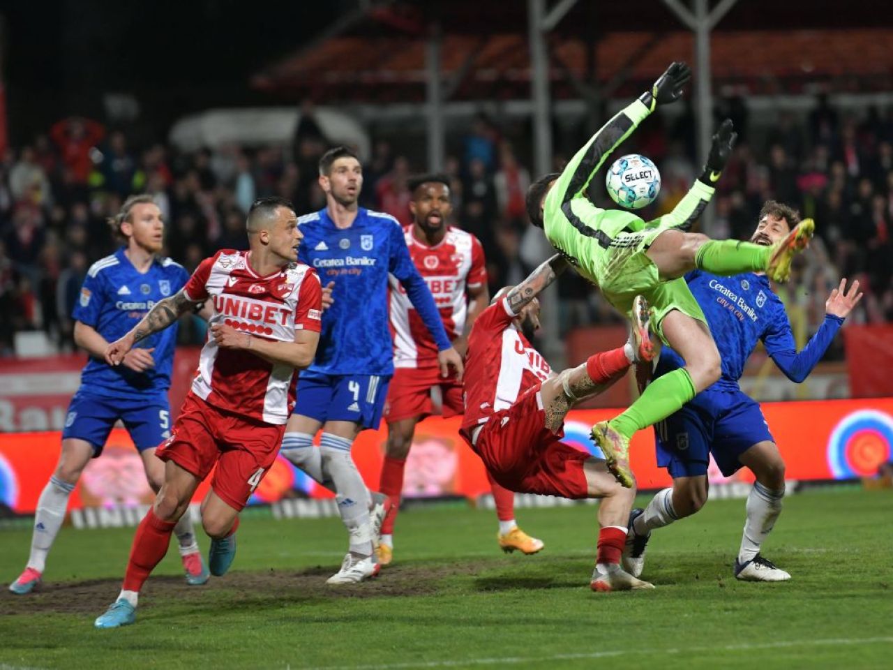 FCSB - FCU Craiova |