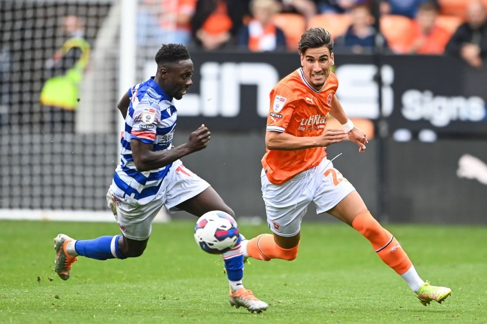 După debutul în Premier League, românul calificat la Mondial cu Canada a debutat și în Championship!_2