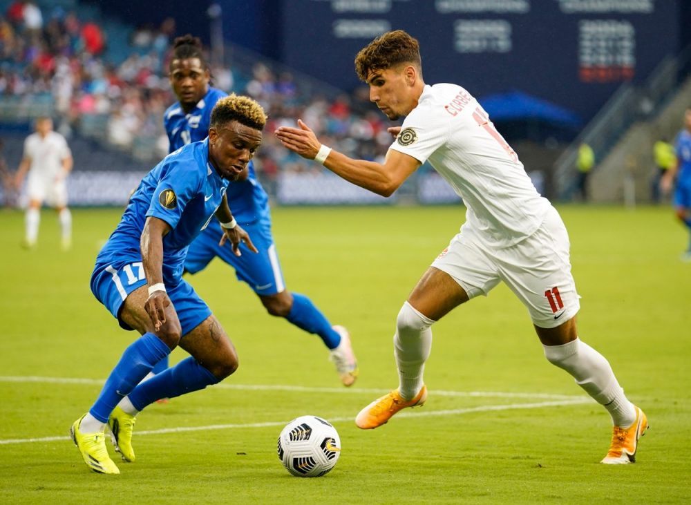 După debutul în Premier League, românul calificat la Mondial cu Canada a debutat și în Championship!_9