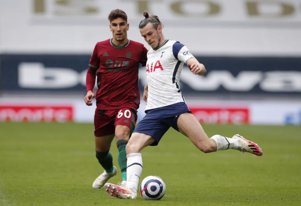 După debutul în Premier League, românul calificat la Mondial cu Canada a debutat și în Championship!_16