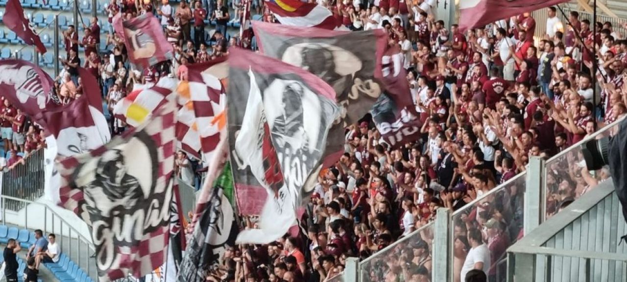 Universitatea Craiova - Rapid. Giuleștenii, la Craiova cu toți