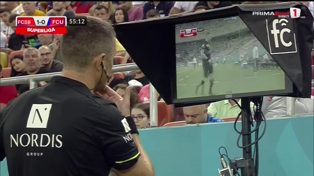A cedat VAR-ul pe Arena Națională! Cojocaru mai că a văzut tot meciul în reluare până să dea penalty pentru FCU_3