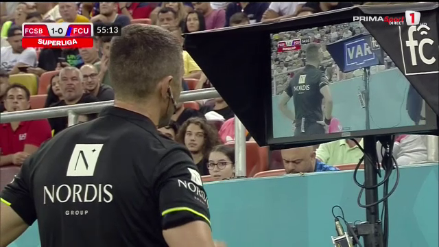 A cedat VAR-ul pe Arena Națională! Cojocaru mai că a văzut tot meciul în reluare până să dea penalty pentru FCU_9