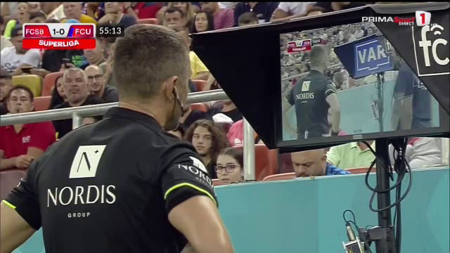 A cedat VAR-ul pe Arena Națională! Cojocaru mai că a văzut tot meciul în reluare până să dea penalty pentru FCU_11
